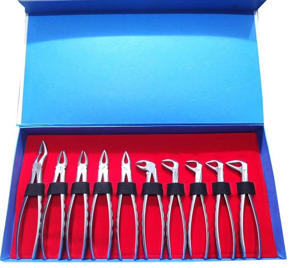 Extraction Forceps Kit Universal Dental (Pvt) Ltd.